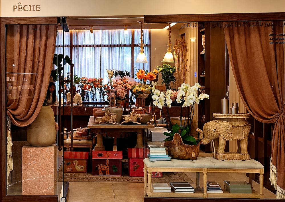 November & Co Thuraya Mall interior by MAKS Interiors
